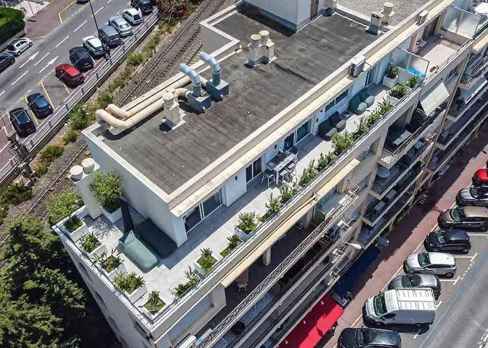 Luxurious Penthouse Rooftop Martinez Croisette *