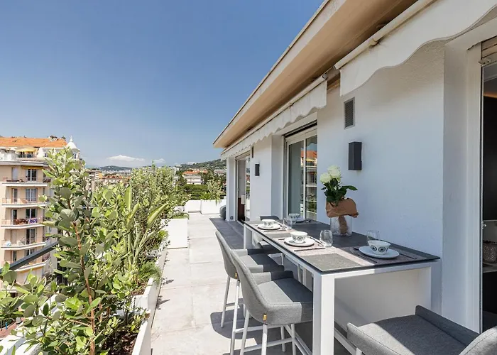 شقة Luxurious Penthouse Rooftop Martinez Croisette